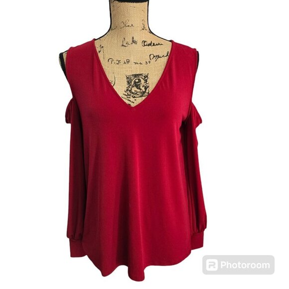 NWT Express Red V-neck Cold Shoulder Top - Picture 1 of 9